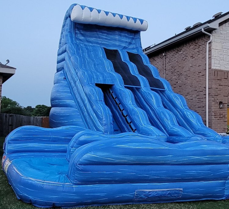 24' Wave Dual Lane Waterslide